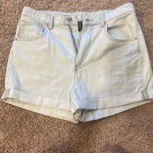 H & M shorts